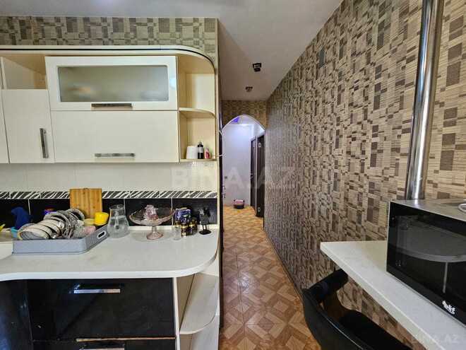 Продаётся 4-комн. вторичка 90 м², м. Ази Асланов, photo 17 from 23