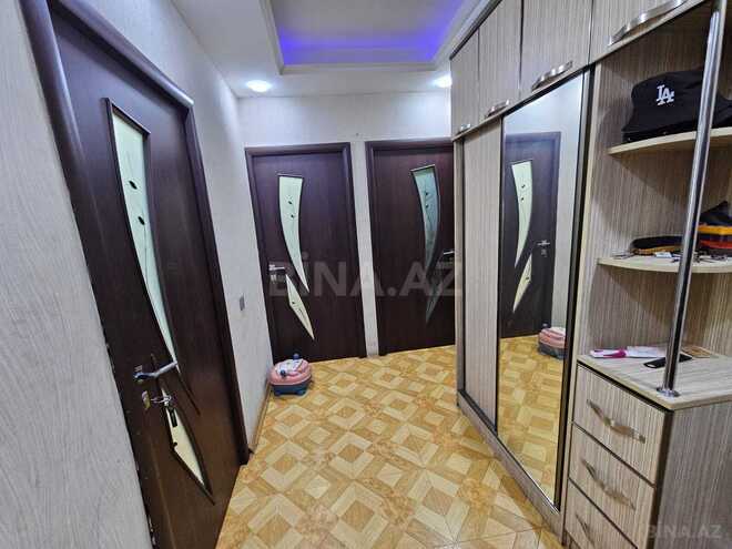 Продаётся 4-комн. вторичка 90 м², м. Ази Асланов, photo 18 from 23