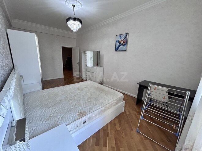 İcarəyə verilir 3 otaqlı yeni tikili 170 m², 28 May m., photo 15 from 25