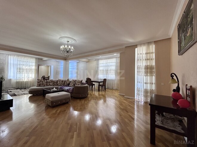 İcarəyə verilir 3 otaqlı yeni tikili 170 m², 28 May m., photo 8 from 25