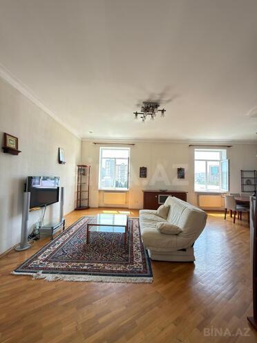 Satılır 5 otaqlı köhnə tikili 200 m², Nəsimi r., photo 17 from 31