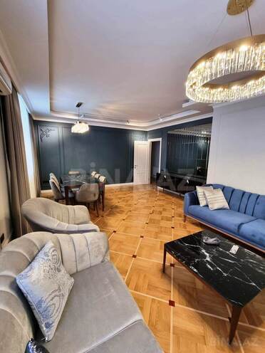 Продаётся 3-комн. новостройка 128 м², м. Гянджлик, photo 1 from 16