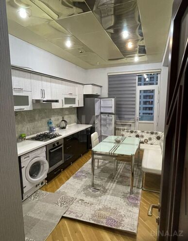 Сдаётся 3-комн. новостройка 130 м², м. Элмляр Академиясы, photo 4 from 12