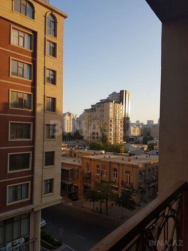 İcarəyə verilir 2 otaqlı yeni tikili 90 m², 28 May m., photo 13 from 14