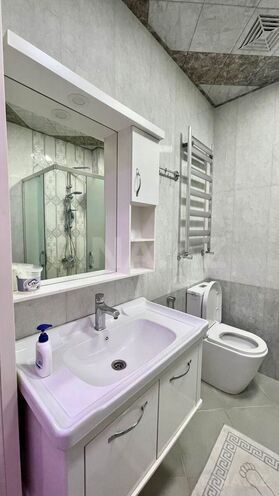 İcarəyə verilir 2 otaqlı yeni tikili 70 m², 8 Noyabr m., photo 17 from 18