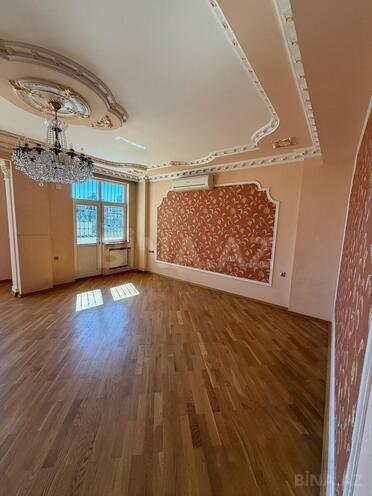 Сдаётся 3-комн. новостройка 130 м², м. Нефтчиляр, photo 3 from 10