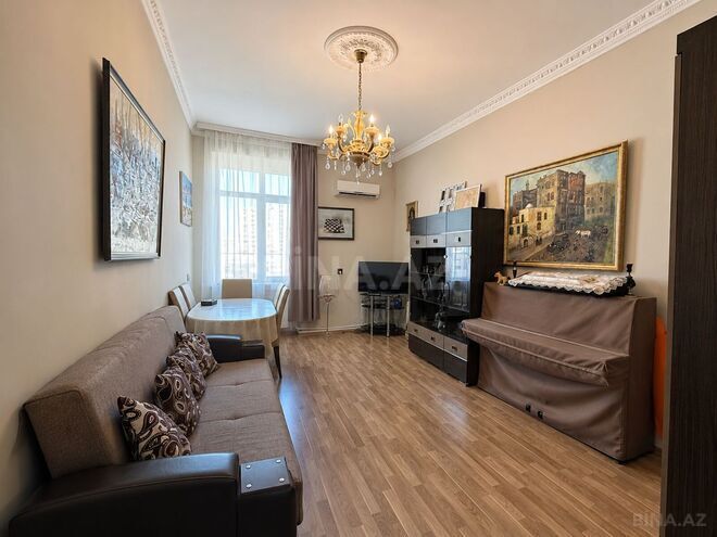 Satılır 3 otaqlı köhnə tikili 88 m², Elmlər Akademiyası m., photo 16 from 22