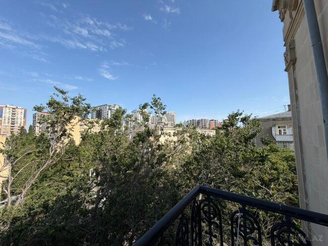 Satılır 3 otaqlı köhnə tikili 88 m², Elmlər Akademiyası m., photo 21 from 22