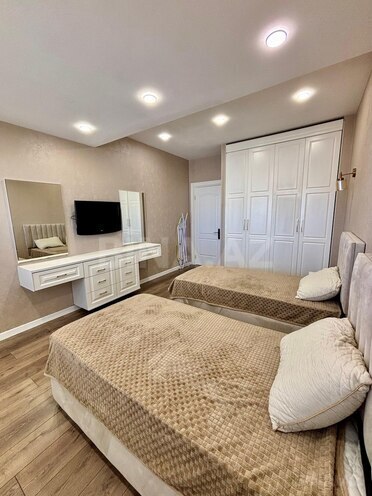 Сдаётся 3-комн. новостройка 120 м², м. Шах Исмаил Хатаи, photo 10 from 23