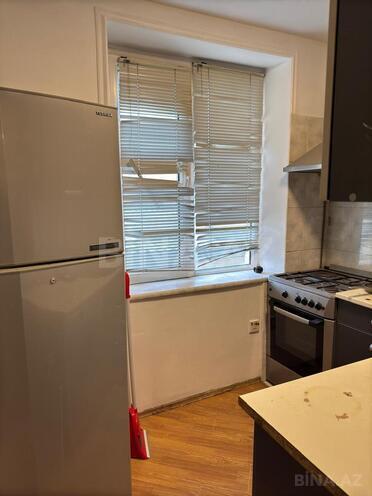 İcarəyə verilir 2 otaqlı köhnə tikili 60 m², İnşaatçılar m., photo 9 from 16