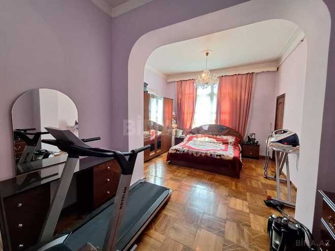 Satılır 4 otaqlı köhnə tikili 200 m², Nəriman Nərimanov m., photo 8 from 12
