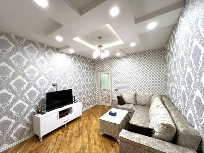 Продаётся 2-комн. новостройка 55 м², м. Ази Асланов, photo 1 from 14