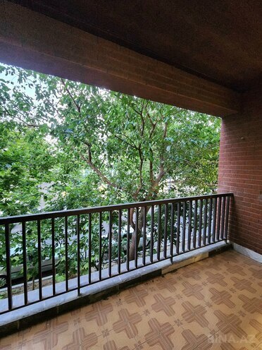 İcarəyə verilir 3 otaqlı köhnə tikili 85 m², 8-ci mikrorayon q., photo 15 from 20