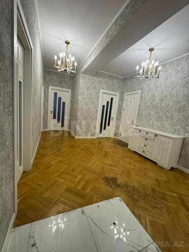 Продаётся 3-комн. новостройка 131 м², м. Элмляр Академиясы, photo 5 from 12