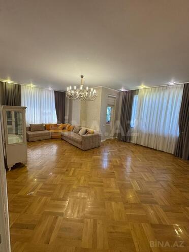 Продаётся 3-комн. новостройка 131 м², м. Элмляр Академиясы, photo 1 from 12