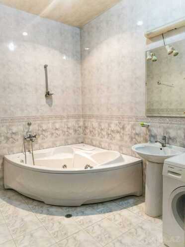 Satılır 10 otaqlı həyət evi/bağ evi 1 000 m², Badamdar q., photo 18 from 20