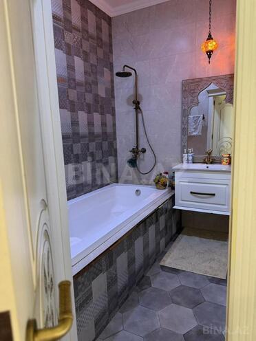 Продаётся 4-комн. вторичка 150 м², м. Иншаатчылар, photo 15 from 19