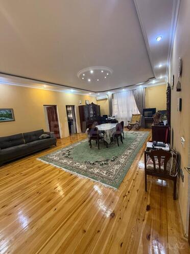 Продаётся 6-комн. дом/дача 500 м², пос. Бадамдар, photo 3 from 12
