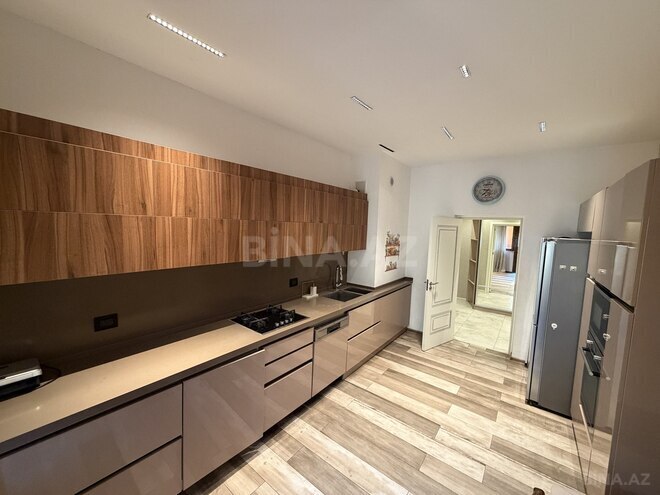 Продаётся 4-комн. новостройка 140.6 м², м. Иншаатчылар, photo 13 from 20