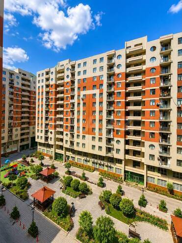 Сдаётся 3-комн. новостройка 120 м², м. 8 ноября, photo 1 from 20