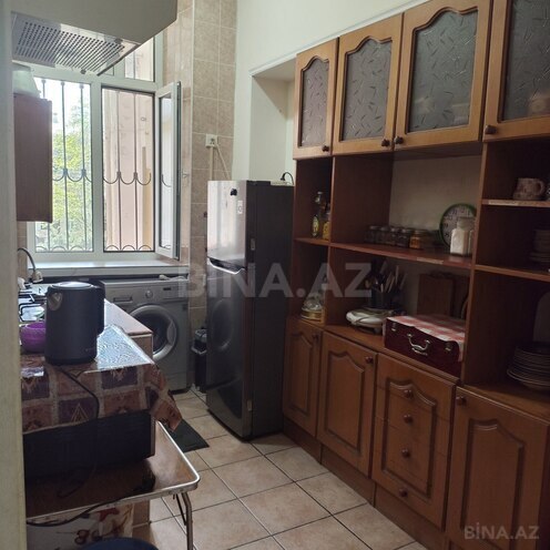 İcarəyə verilir 2 otaqlı köhnə tikili 60 m², Sahil m., photo 3 from 13