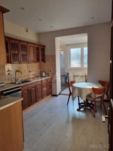 İcarəyə verilir 2 otaqlı köhnə tikili 60 m², Sahil m., photo 9 from 13