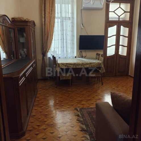 İcarəyə verilir 2 otaqlı köhnə tikili 60 m², Sahil m., photo 4 from 13
