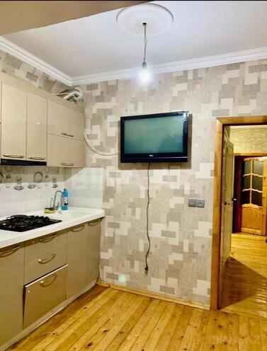 İcarəyə verilir 3 otaqlı köhnə tikili 100 m², Yasamal r., photo 12 from 14