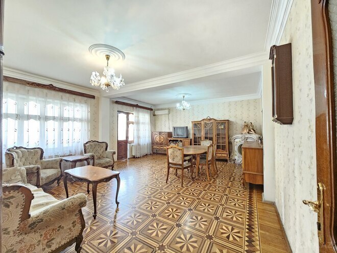 Продаётся 5-комн. вторичка 125 м², м. Азадлыг проспекти, photo 1 from 24