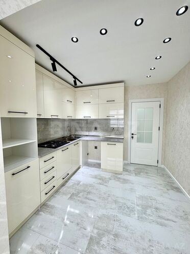 Продаётся 3-комн. вторичка 85 м², м. Ази Асланов, photo 10 from 18