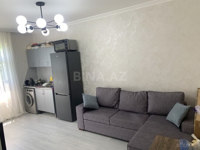 Продаётся 2-комн. вторичка 35 м², м. 20 января, photo 1 from 13