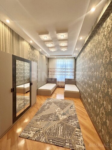 Сдаётся 3-комн. новостройка 130 м², м. Иншаатчылар, photo 5 from 13
