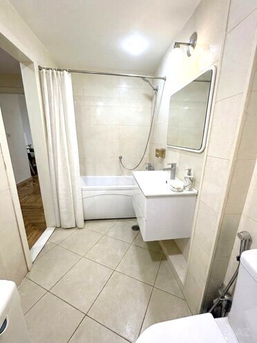 Продаётся 3-комн. вторичка 85 м², Насиминский  р., photo 9 from 10