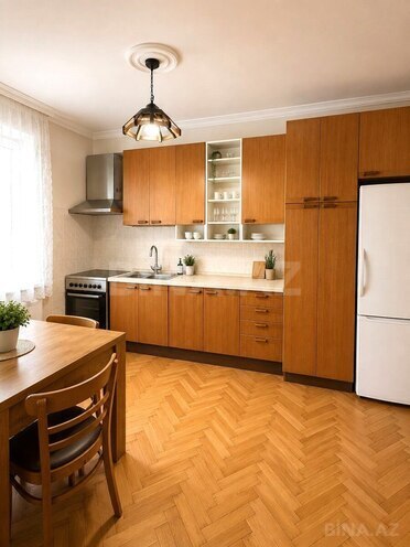 Продаётся 3-комн. вторичка 85 м², Насиминский  р., photo 1 from 10