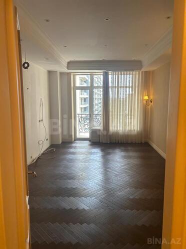 Satılır 3 otaqlı yeni tikili 202 m², Səbail r., photo 21 from 32