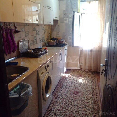 Satılır 3 otaqlı köhnə tikili 75 m², Yeni Günəşli q., photo 6 from 9