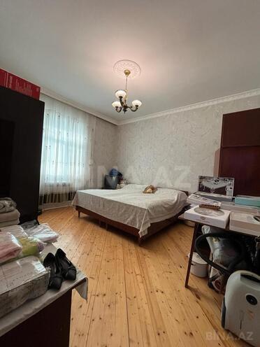 Satılır 4 otaqlı həyət evi/bağ evi 316 m², Novxanı q., photo 15 from 32