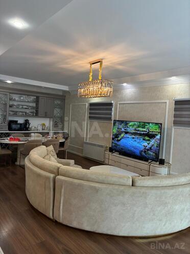Satılır 8 otaqlı həyət evi/bağ evi 400 m², Səbail r., photo 5 from 16