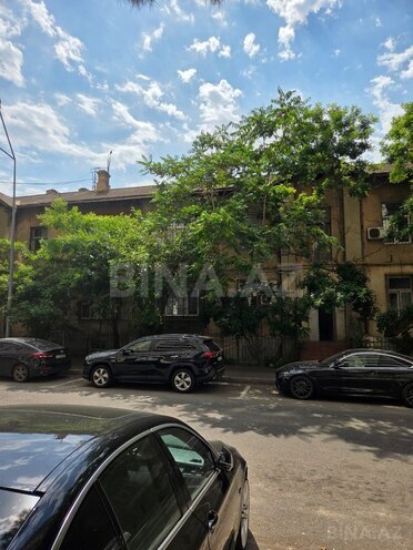 Satılır 3 otaqlı köhnə tikili 120 m², Nərimanov r., photo 1 from 23