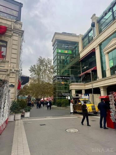 Satılır 2 otaqlı köhnə tikili 55 m², Sahil m., photo 25 from 30