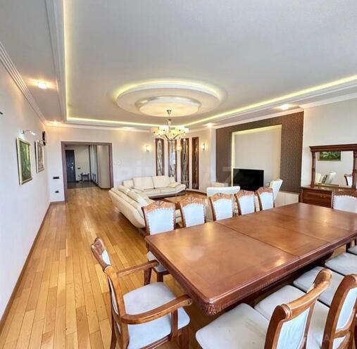 Продаётся 4-комн. новостройка 195 м², м. Элмляр Академиясы, photo 4 from 15