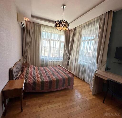 Продаётся 4-комн. новостройка 195 м², м. Элмляр Академиясы, photo 6 from 15