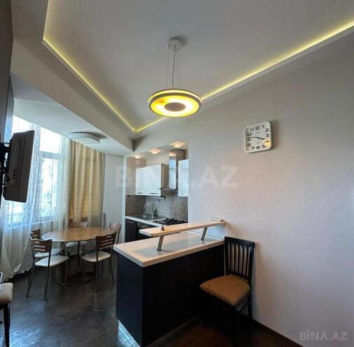 Продаётся 4-комн. новостройка 195 м², м. Элмляр Академиясы, photo 10 from 15
