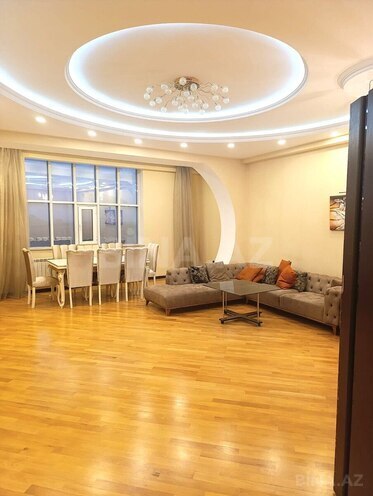 Продаётся 3-комн. новостройка 170 м², Наримановский  р., photo 1 from 12