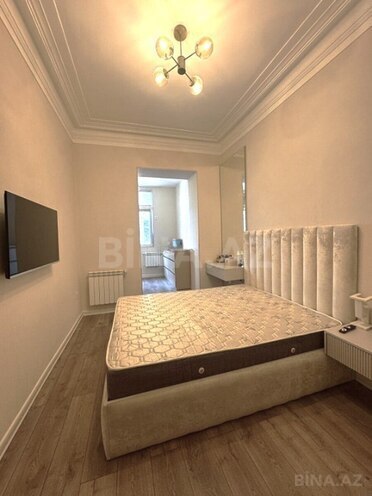 Satılır 2 otaqlı köhnə tikili 65 m², Nizami m., photo 7 from 15