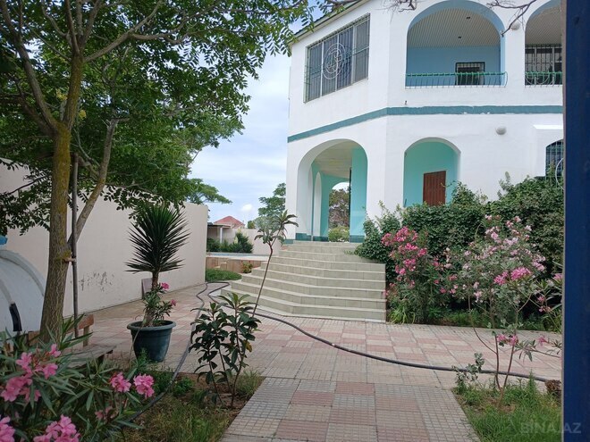 İcarəyə verilir 5 otaqlı həyət evi/bağ evi 250 m², Buzovna q., photo 1 from 10