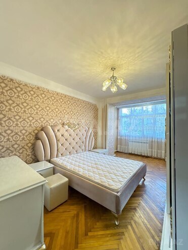 İcarəyə verilir 2 otaqlı köhnə tikili 70 m², Gənclik m., photo 6 from 15