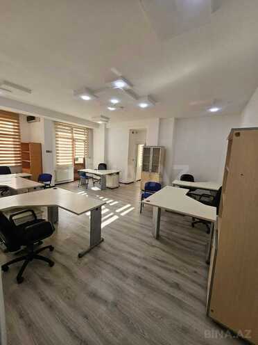 Сдаётся 2-комн. офис 95 м², м. Низами, photo 3 from 11