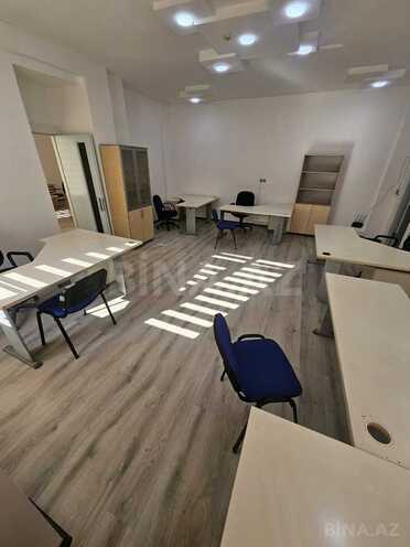 Сдаётся 2-комн. офис 95 м², м. Низами, photo 6 from 11