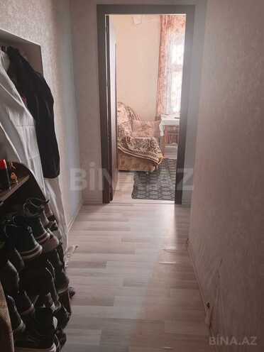 Продаётся 2-комн. вторичка 43 м², м. Кара Караев, photo 7 from 9